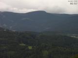 17 : 57