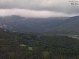 15 : 47
