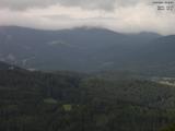 18 : 33