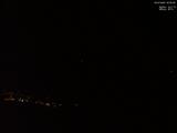 02 : 33