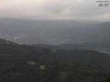 16 : 47