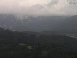 17 : 57