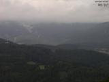 18 : 01