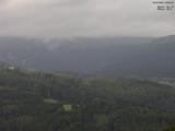 18 : 05