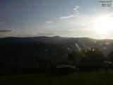 06 : 27