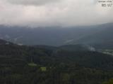 17 : 57