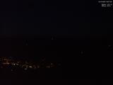 22 : 01