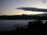 06 : 15