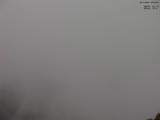 16 : 03