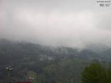 08 : 01