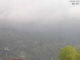 09 : 43