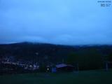04 : 53