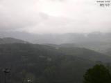 17 : 37