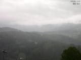 17 : 43