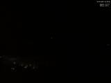 22 : 09