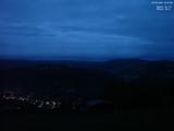 04 : 37