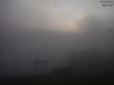 05 : 33