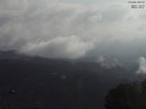 08 : 01