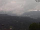 08 : 33