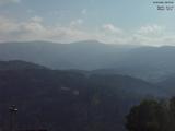 08 : 33