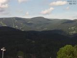 16 : 51