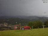 16 : 51