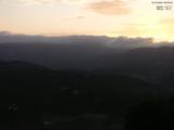 05 : 25