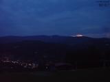 04 : 43