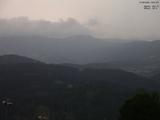 19 : 01