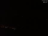 03 : 33