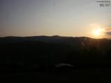 06 : 09