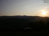 06 : 17