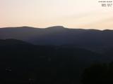 06 : 33