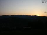 05 : 49