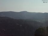 08 : 17