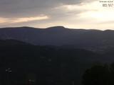 06 : 43