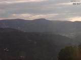 07 : 29