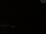 03 : 33