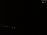 03 : 33