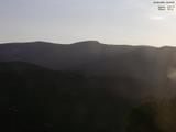 06 : 33