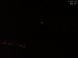 01 : 37
