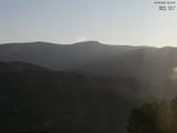 06 : 37