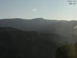 06 : 53