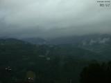 06 : 33