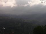 08 : 13