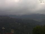 08 : 17