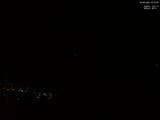 04 : 33