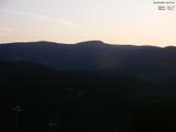 06 : 37