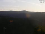 06 : 53