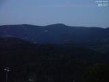19 : 49